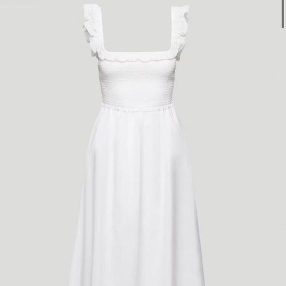 SOLD!!! Brand New Wilfred Reminiscent dress — white